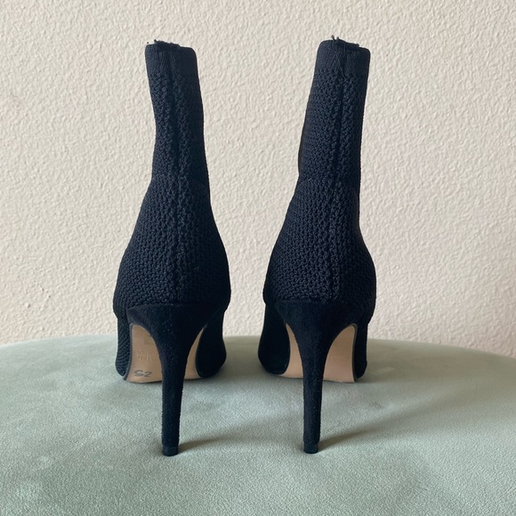 Black Bootie Heels - Picture 4 of 5